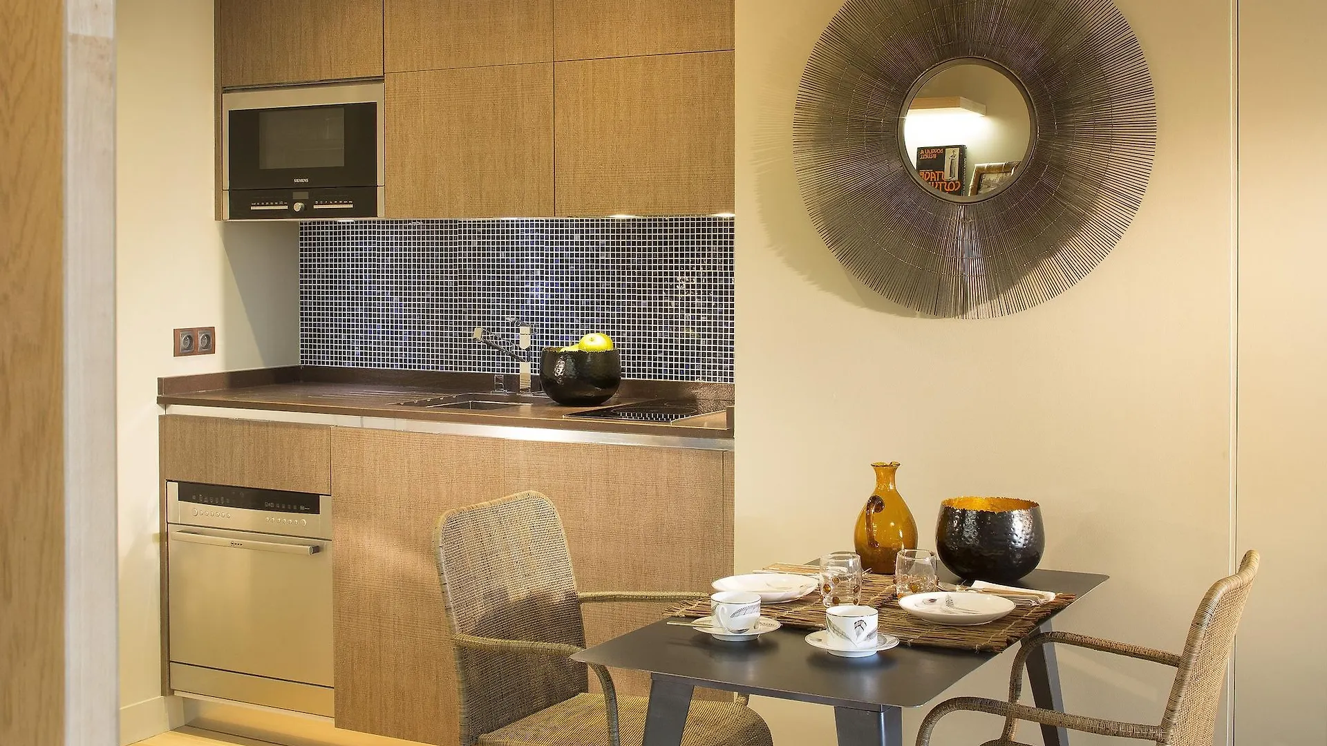 Goralska Residences Paris Bastille 4*,  Fransa